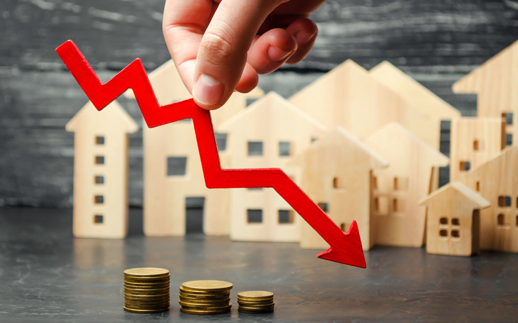 Как можно снизить ипотеку. Рынок недвижимости. Падение недвижимости. Крах рынка недвижимости. Ипотека недвижимость.